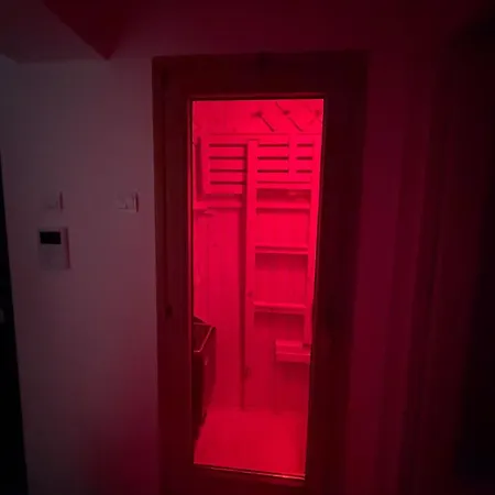 With Sauna 3 Bedrooms Center Διαμέρισμα Βουκουρέστι