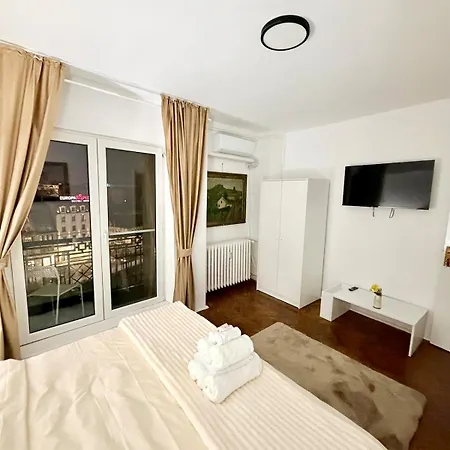 With Sauna 3 Bedrooms Center Διαμέρισμα Βουκουρέστι