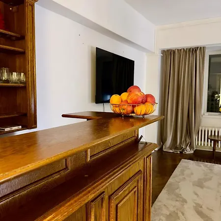 With Sauna 3 Bedrooms Center Διαμέρισμα Βουκουρέστι
