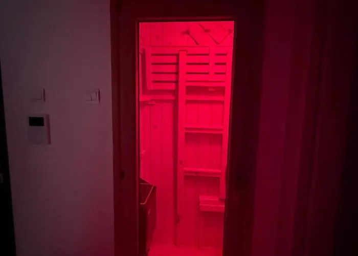 With Sauna 3 Bedrooms Center Διαμέρισμα Βουκουρέστι