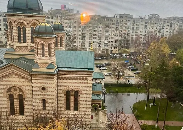 With Sauna 3 Bedrooms Center Βουκουρέστι